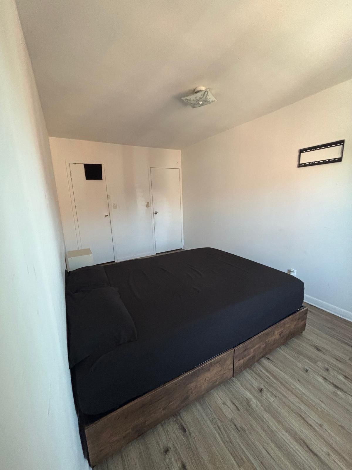 Habitación privada en Maspeth!