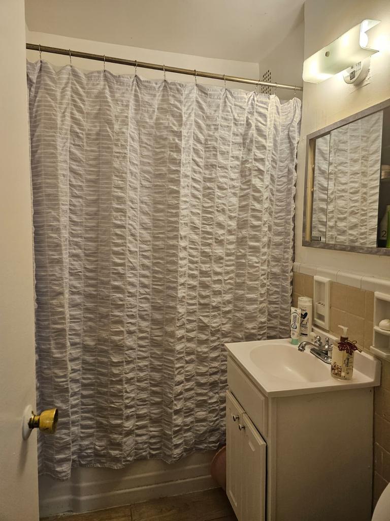 Habitación privada para hombre, con depósito flexible