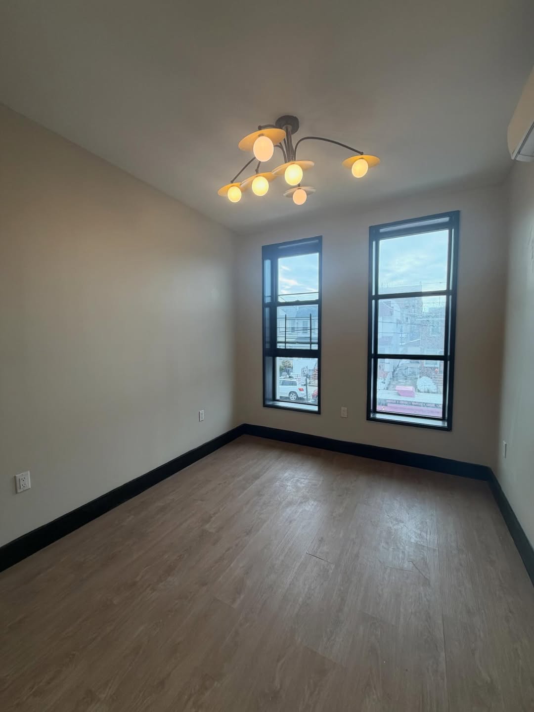 ¡Hermoso apartamento en Brooklyn con lavandería dentro de la unidad! 🧺✨