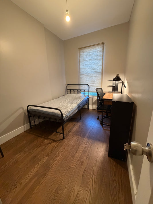 Habitación Completamente Renovada en Brooklyn