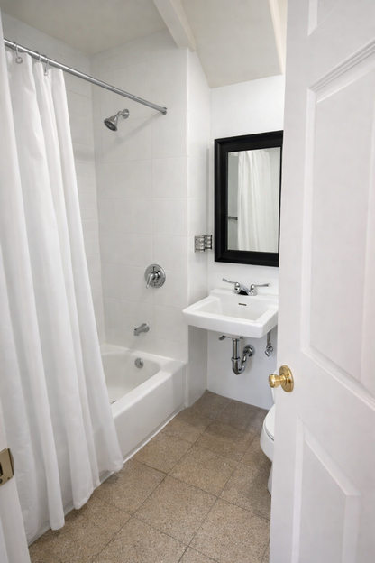 Habitación amoblada con baño privado y entrada independiente en Woodside ✨