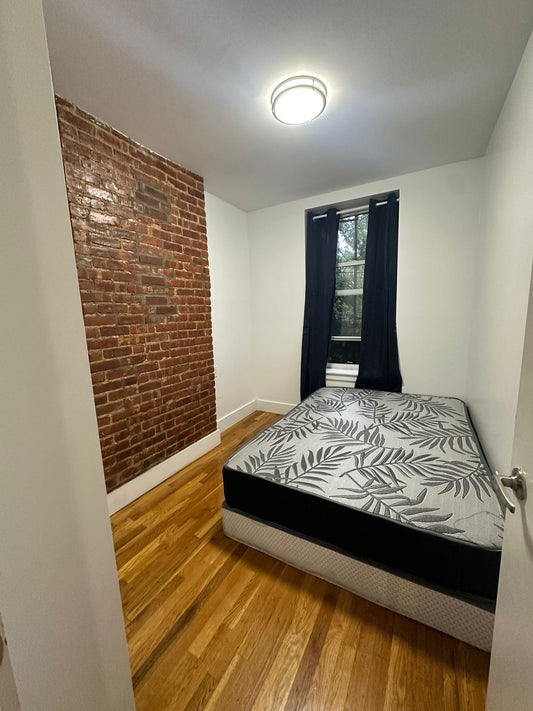 Habitación privada en Bedford-Stuy!