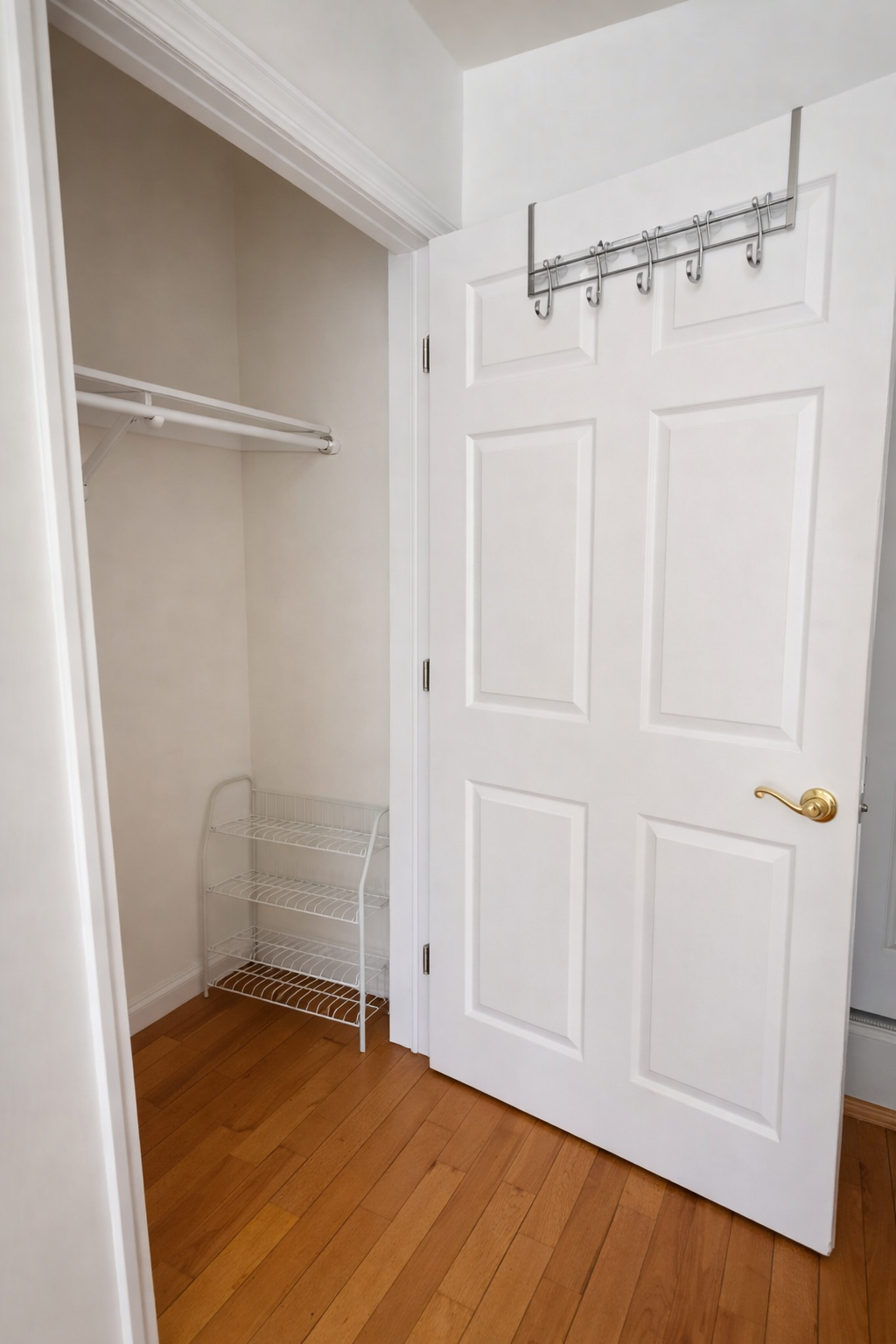 Habitación amoblada con baño privado y entrada independiente en Woodside ✨