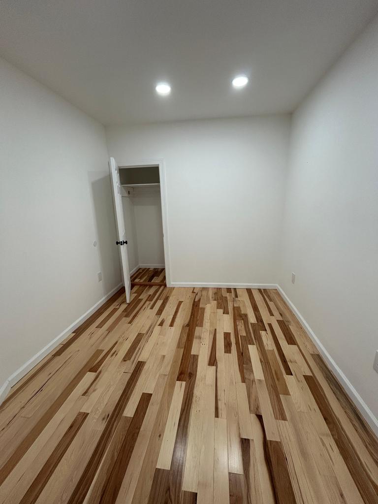 Luminosa y cómoda habitación con clóset en New Jersey – ¡Perfecta para mudarte ya!