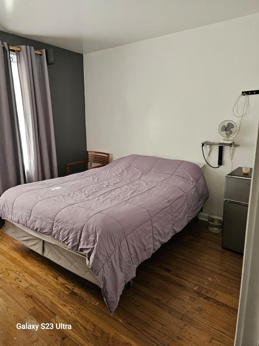 Habitación privada para hombre, con depósito flexible