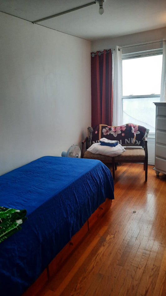 Habitación barata en renta en Ridgewood!