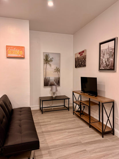 2-bedroom apartment in East Harlem!