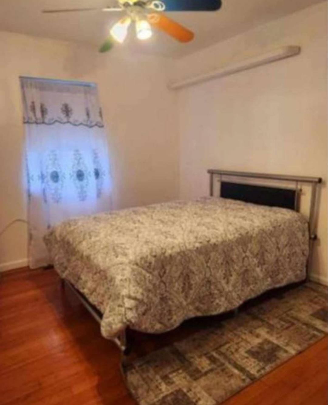 Habitación hermosa en Forest Hills!