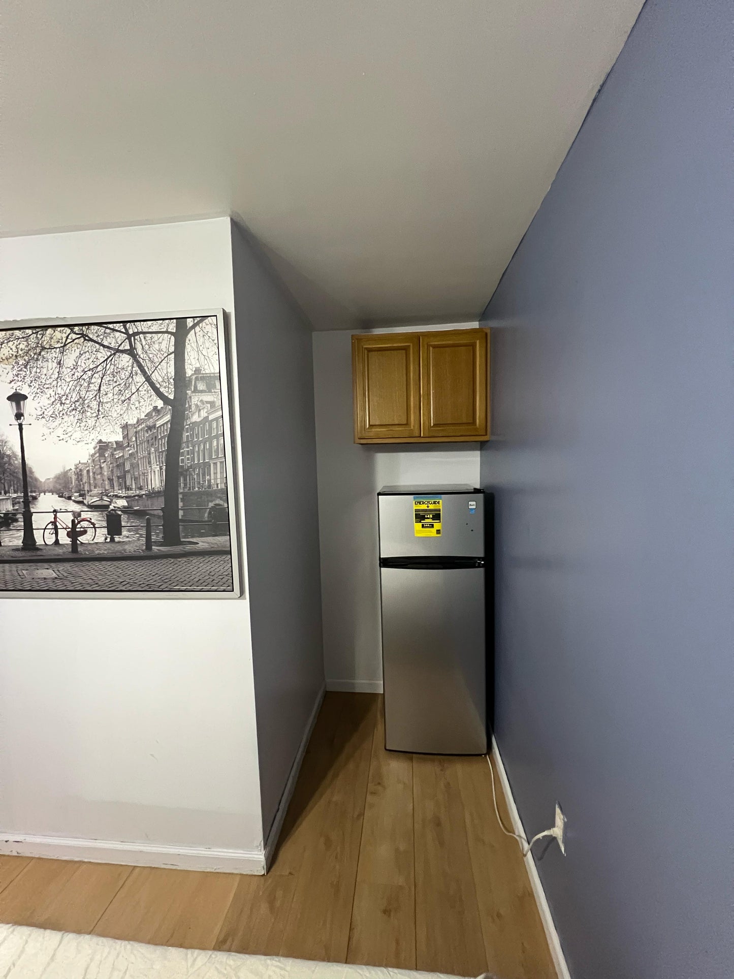 ROOM for rent with private bathroom in Woodside