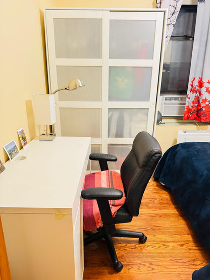 Private room in Manhattan near Central Park and the 1, B, and C trains.