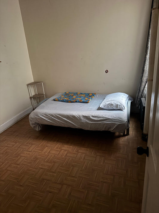 En el bronx, se renta habitación hermosa