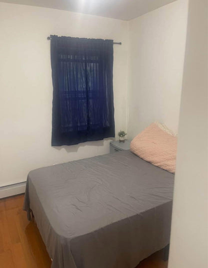 Se renta habitación en área tranquila