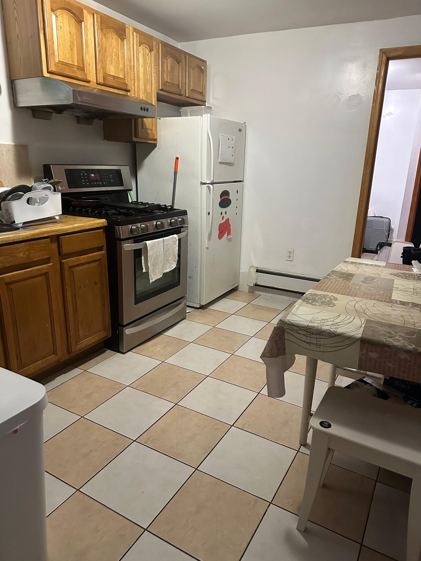 Private room on Junction Blvd in Queens